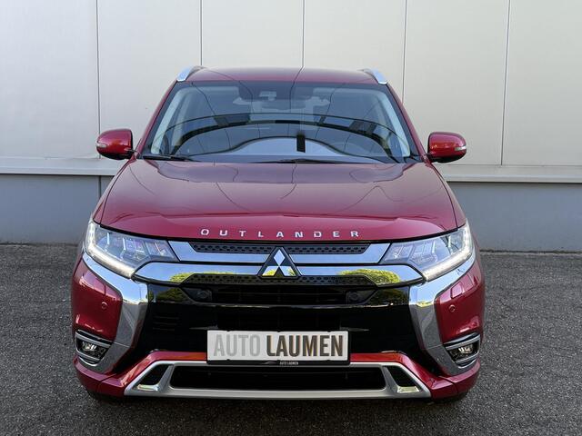 Mitsubishi OUTLANDER 2.4 PHEV Intense S Automaat Plug In Hybrid Leder Alcantara Apple Carplay Camera LED Keyless 18 Inch