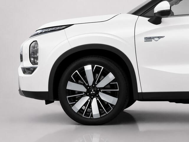 Mitsubishi OUTLANDER 2.4 PHEV Intense+