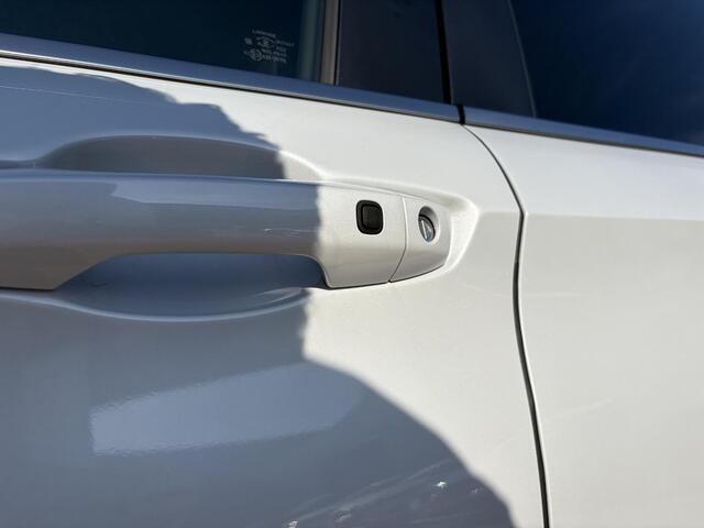 Mitsubishi OUTLANDER 2.4 PHEV Intense+