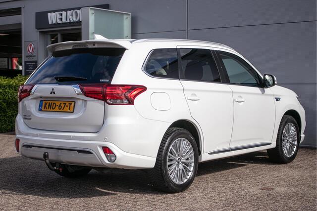 Mitsubishi OUTLANDER 2.4 PHEV Intense+ -Afn. trekhaak | Elec. stoel | Nav | Stoelverw. | Cam