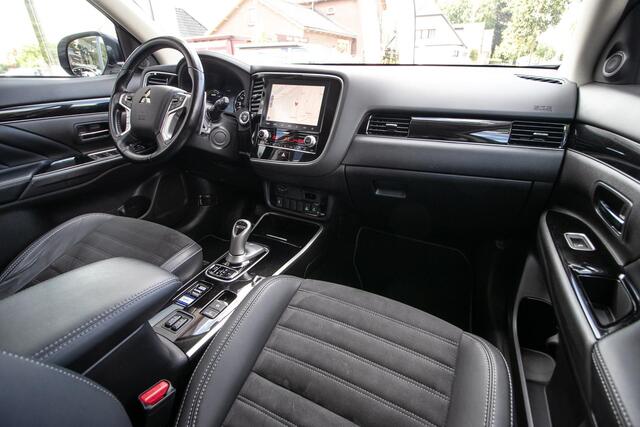 Mitsubishi OUTLANDER 2.4 PHEV Intense+ -Afn. trekhaak | Elec. stoel | Nav | Stoelverw. | Cam