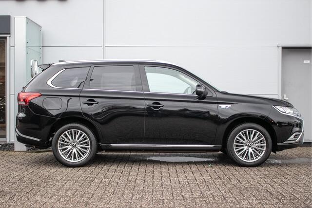 Mitsubishi OUTLANDER 2.4 PHEV Intense | Apple carplay/Android auto | Keyless | Led verlichting | Cam