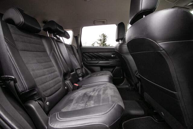 Mitsubishi OUTLANDER 2.4 PHEV Intense | Apple carplay/Android auto | Keyless | Led verlichting | Cam