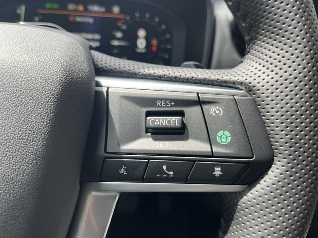 Mitsubishi OUTLANDER 2.4 PHEV Intense+