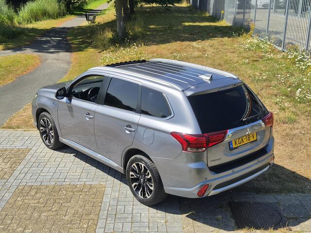 Mitsubishi OUTLANDER 2.0 PHEV Prestige+