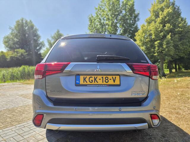 Mitsubishi OUTLANDER 2.0 PHEV Prestige+