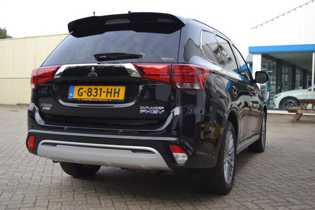 Mitsubishi OUTLANDER 2.4 PHEV Instyle