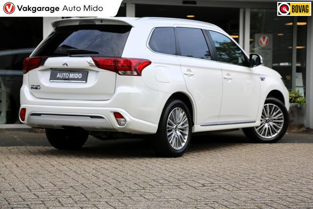 Mitsubishi OUTLANDER 2.4 4WD Automaat PHEV Intense | Trekhaak | All-Season banden