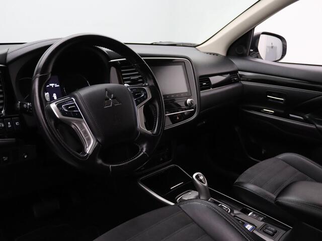Mitsubishi OUTLANDER 225pk PHEV Intense Apple Carplay/Android Auto | Climate