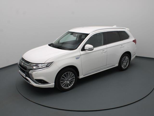 Mitsubishi OUTLANDER 225pk PHEV Intense Apple Carplay/Android Auto | Climate