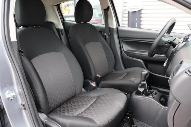 Mitsubishi SPACE STAR 1.2 Connect+ Airco | Carplay | DAB | ESP | Bots Waarschuwing | Start/Stop | Hill-Hold | NL-Auto | Volledig Onderh.