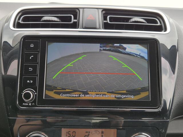 Mitsubishi SPACE STAR 1.2 Instyle Automaat / Navigatie via Apple Carplay of Android Auto / Climate control / Stoelverwarming / Achteruitrijcamera / Keyless Entry/Start / Lichtmetalen wielen 15" / Cruise control /