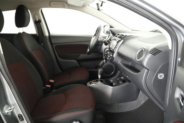 Mitsubishi SPACE STAR 1.2 Black Edition / Automaat / Navi / Carplay / Cruise / Stoelverwarming