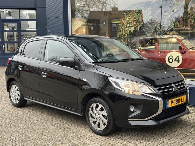 Mitsubishi SPACE STAR 1.2 Intense Automaat | Unieke auto met slechts 12.358 KM | 1e Eigenaar | Cruise Control | Trekhaak | Multimediascherm | Stoelverwarming | Climate Control | All Season Banden | Lichtmetalen Velgen |