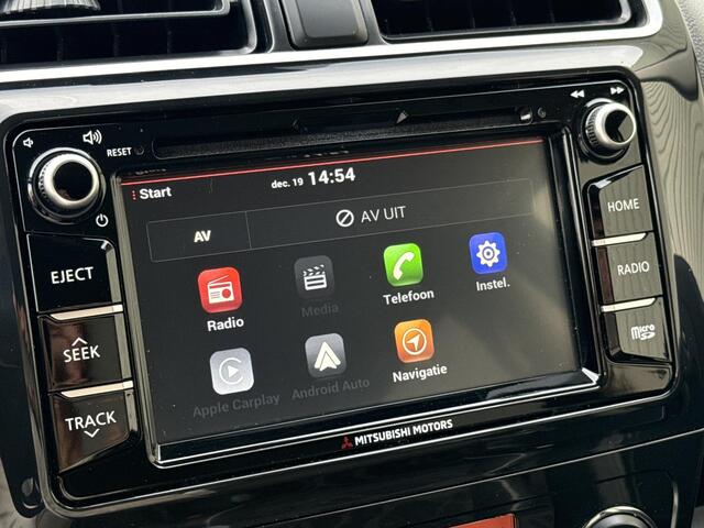 Mitsubishi SPACE STAR 1.2 Instyle Automaat / LED verlichting / Navigatie / Stoelverwarming / Apple CarPlay/Android Auto / Half lederen bekleding / Sport pakket / Cruise Control /