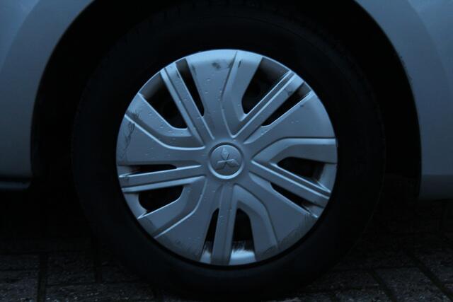 Mitsubishi SPACE STAR 1.0 Cool+//Airco//5Drs!!