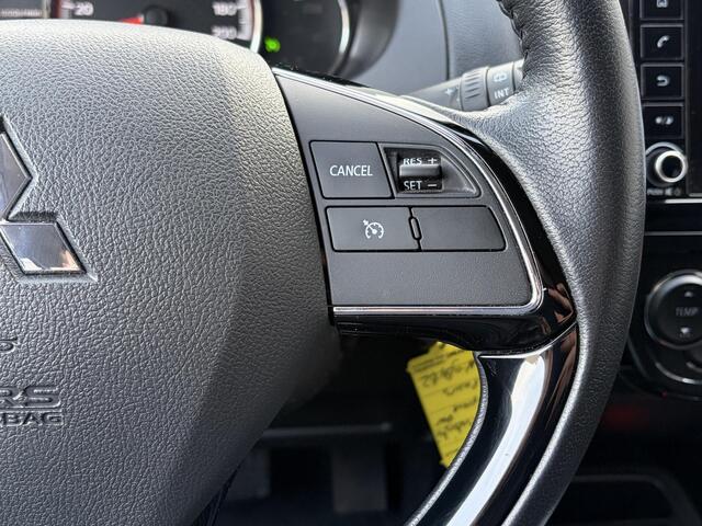 Mitsubishi SPACE STAR 1.2 Intense Automaat / Apple Carplay & Android Auto / Cruise control / Stoelverwarming / Afneembare trekhaak voor fietsendrager / All season banden / 8 jaar garantie