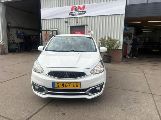 Mitsubishi SPACE STAR 1.0 Cool+ Airco, radio