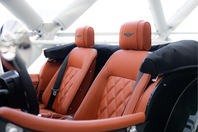 Morgan Plus Six 3.0 | Airco | Heated Comfort Seats | 19 INCH |