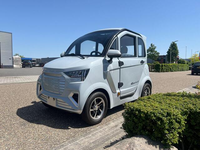 Motion Maxx 105AH Lithium | NIEUW | Elektrische ramen | Camera | Elektrisch 110 km actieradius | 105AH Lithium | Bluetooth | Airco