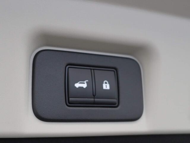 Nissan Ariya e-4ORCE Advantage Edition Plus 91 kWh | Te bestellen! | 22KW Lader | Led Matrix | Adaptieve Cruise Control | Stoelverkoeling |