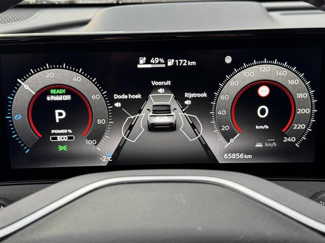 Nissan Ariya Evolve 91 kWh / Warmtepomp / Stuur- & Stoelverwarming / Voorruitverwarming / Geventileerde Voorstoelen / Binnenspiegel Camera / Schuif & Kanteldak / Head-Up Display / Bose Premium Audio / Adaptieve Cruise Control / Apple Carplay & Android Auto /