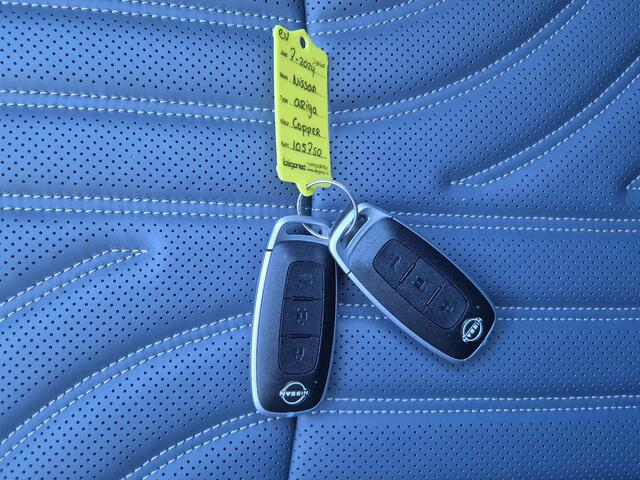 Nissan Ariya e-4ORCE Evolve+ Pack 87 kWh Automaat / Accu SOH 99% / Fabrieksgarantie tot 07-2027 / CCS snelladen / WLTP bereik 498 km bereik stad 612 km / Head Up Display / Glazen schuif- en kanteldak / Stuur-, Stoel & Achterbank verwarming / Elektrische achterklep / S