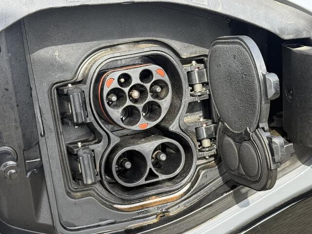 Nissan Ariya Engage SV 66 kWh / Eerste Eigenaar / Dealer Onderhouden / Trekhaak / All Seasonbanden / Navigatie / Camera / Adaptive Cruise Control / Climate Control / Dodehoekdetectie /