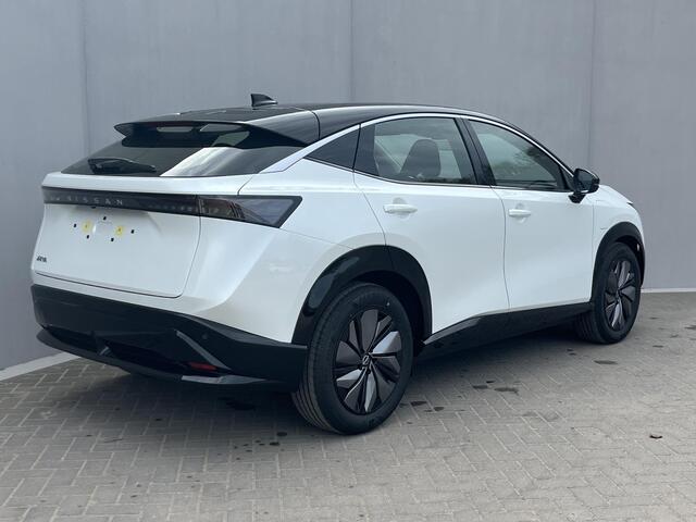 Nissan Ariya Limited Edition 91 kWh / ** ¤ 3.000 Voordeel ** Nieuw uit voorraad leverbaar ** / Apple Carplay&Android Auto / Achteruitrijcamera / Cruise Control Adaptief / Lichtmetalen Velgen 19" /