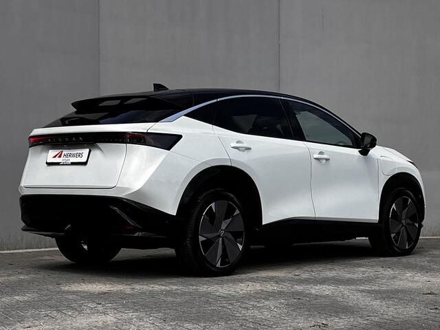 Nissan Ariya Evolve 91 kWh Dealer onderhouden / Accu SoH 99 % / Panorama schuifdak / HUD / Navigatie / Apple Carplay Android / Elektrische stoelen & klep / BOSE / Stoelventilatie / Stoel-, stuur- en achterbankverwarming / 20" LM wielen /