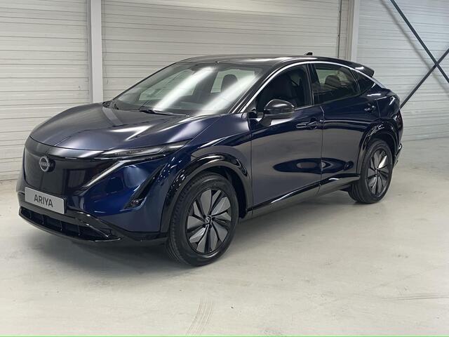 Nissan Ariya Limited Edition 91 kWh / NIEUW uit voorraad leverbaar! / ¤ 3.000,- korting/ Achteruitrijcamera / Apple Carplay & Android Auto / Navigatie full map / Keyless Entry & Start / Adaptieve Cruise Control / Climate Control /