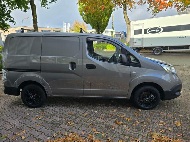 Nissan E-NV200 