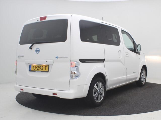 Nissan E-NV200 Evalia 40 kWh 2.Zero Edition 7p / 7 Persoons / Dubbele Schuifdeur / Navigatie / Stoel en Stuurverwarming / Achteruitrijcamera / Cruisecontrol / Lederen Stoelen / 90% SOH /