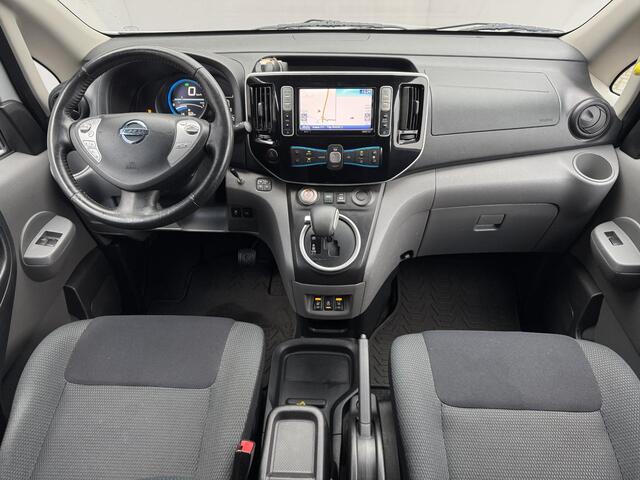 Nissan E-NV200 Evalia Connect Edition / Invalide Auto - Rolstoelvervoer / Automaat / 5 Zitplaatsen + Rolstoelplek / Hoogteverstelbaar / Camera / Navigatie / Stoel & Stuurverwarming /