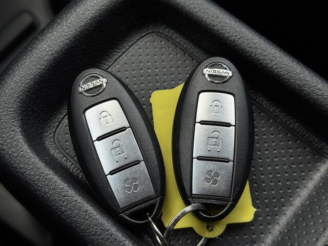 Nissan E-NV200 Evalia Connect Edition / Invalide Auto - Rolstoelvervoer / Automaat / 5 Zitplaatsen + Rolstoelplek / Hoogteverstelbaar / Camera / Navigatie / Stoel & Stuurverwarming /