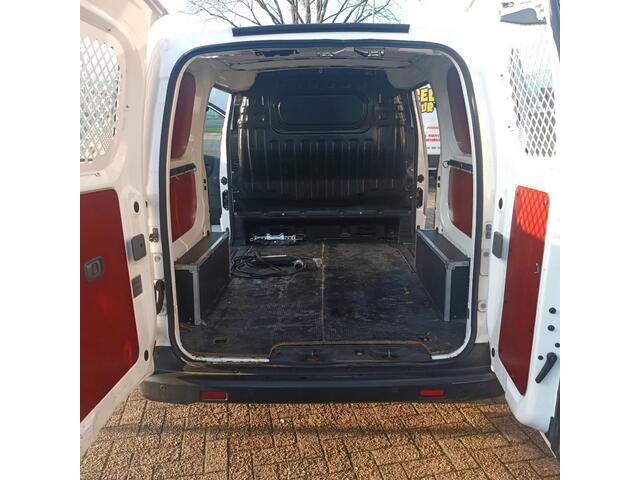 Nissan E-NV200 Business