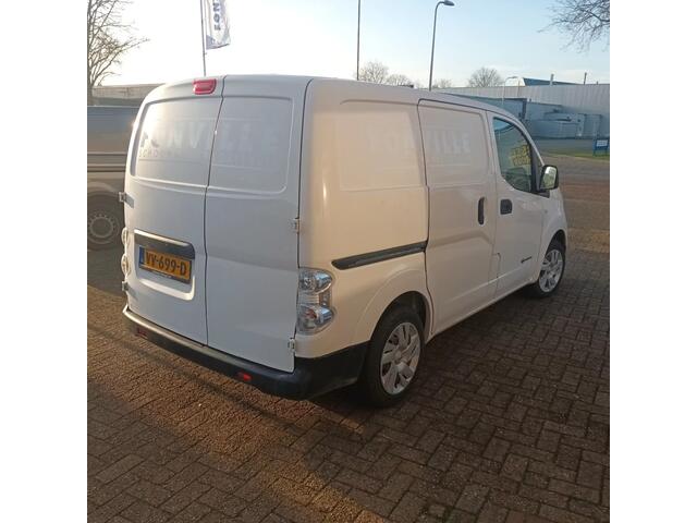 Nissan E-NV200 Business