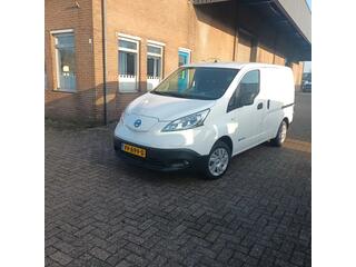 nissan-e-nv200-business