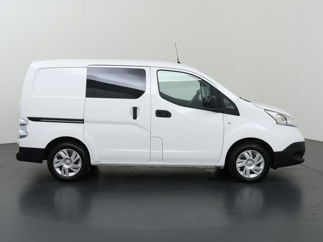 Nissan E-NV200 Business 40 kWh | SOH 90,5% | CLIMATE CONTROL | PARKEERCAMERA | NAVIGATIE | DUBBELE LAADVLOER |
