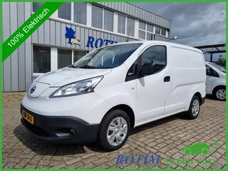 Nissan E-NV200