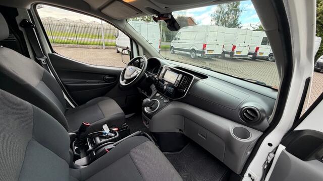 Nissan E-NV200 ZERO EMISSIE 40KWH 80KW 120PK AIRCO/ NAVIGATIE/ CRUISE CONTROL/ CAMERA/ IMPERIAAL/ 100% DEALERONDERHOUDEN