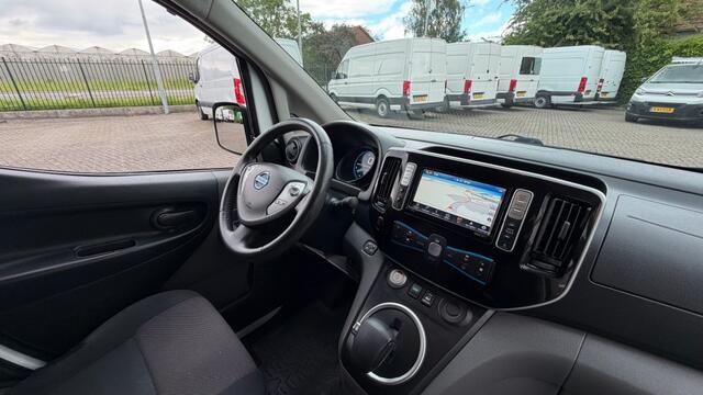 Nissan E-NV200 ZERO EMISSIE 40KWH 80KW 120PK AIRCO/ NAVIGATIE/ CRUISE CONTROL/ CAMERA/ IMPERIAAL/ 100% DEALERONDERHOUDEN