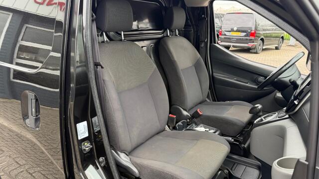 Nissan E-NV200 ZERO EMISSIE 40KWH 80KW 120PK AIRCO/ TREKHAAK/ NAVIGATIE/ CRUISE CONTROL/ CAMERA/ 100% DEALERONDERHOUDEN