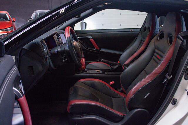 Nissan GT-R 3.8 V6 Track Edition MY2015