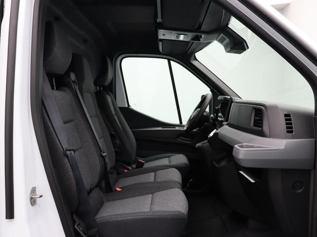 Nissan INTERSTAR Interstar-e Gesloten Bestel L2H2 3.5T 87 kWh 143 1AT Limited | 7" TFT kleuren instrumentenpaneel | Achteruitrijcamera | Cruise control met snelheidsbegrenzer