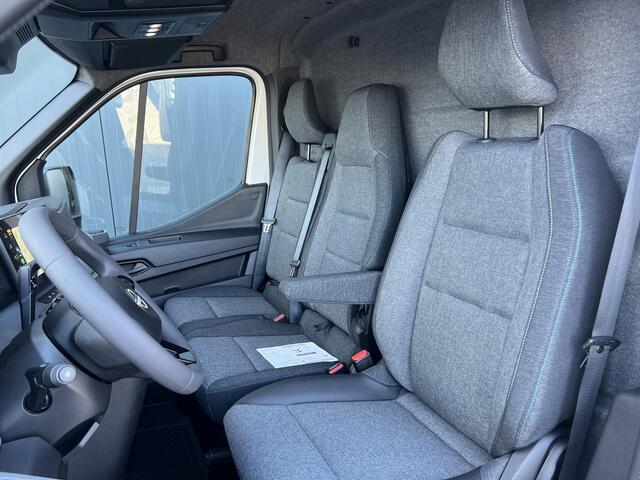 Nissan INTERSTAR Interstar-e L2H2 Limited 87 kWh