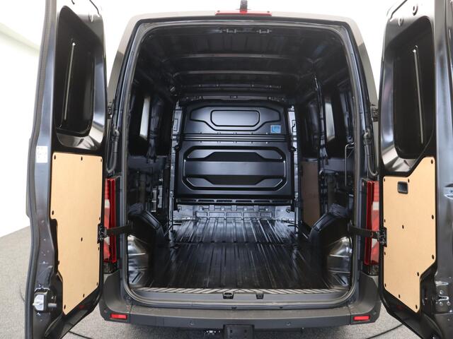 Nissan INTERSTAR Interstar-e Limited 87 kWh Batterij | 7" TFT kleuren instrumentenpaneel | Achteruitrijcamera | Cruise control met snelheidsbegrenzer