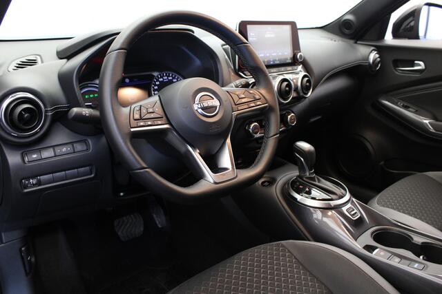 Nissan JUKE 1.6 Hybrid N-Connecta