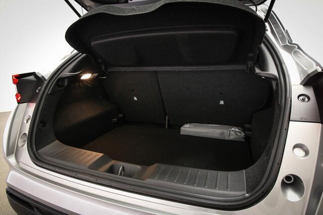 Nissan JUKE 1.6 Hybrid 143 N-Connecta | LED | CLIMA | CRUISE | NAVI | DAB | APPLE | CAMERA | 17"