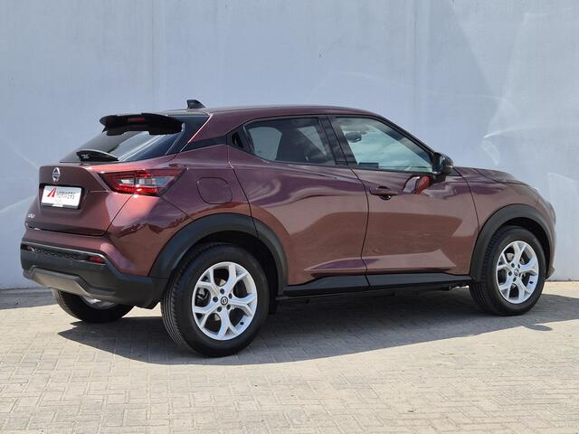 Nissan JUKE 1.0 DIG-T N-Connecta Automaat / Navigatie via Apple Carplay of Android Auto / Achteruitrijcamera / Cruise control / Parkeersensoren achter / Climate control / Keyless Entry/Start /